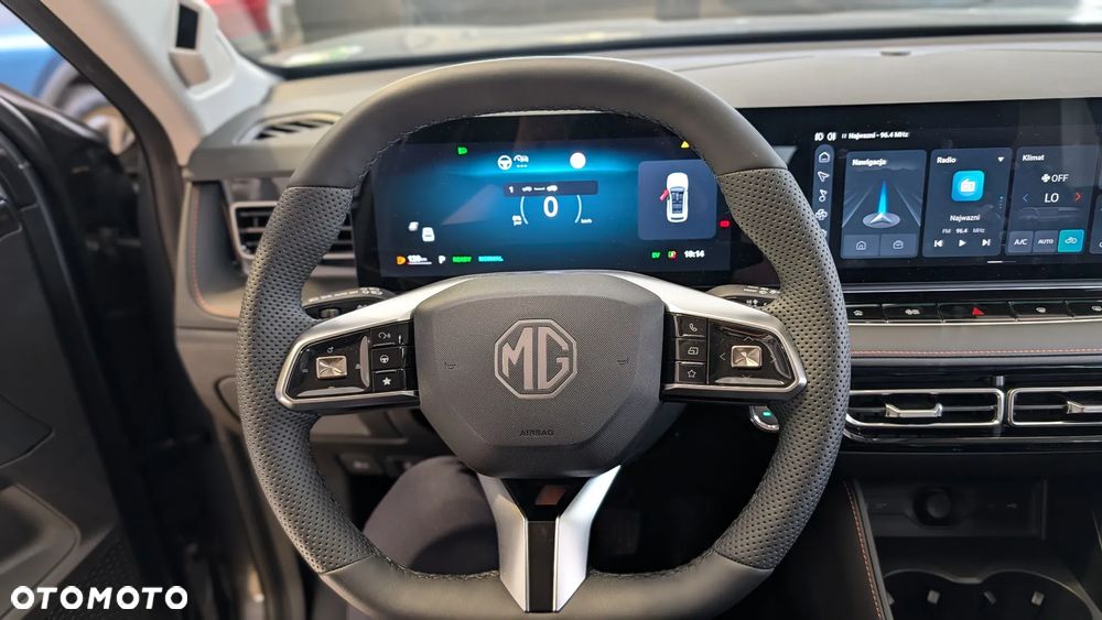 MG HS Hybrid+ - 12
