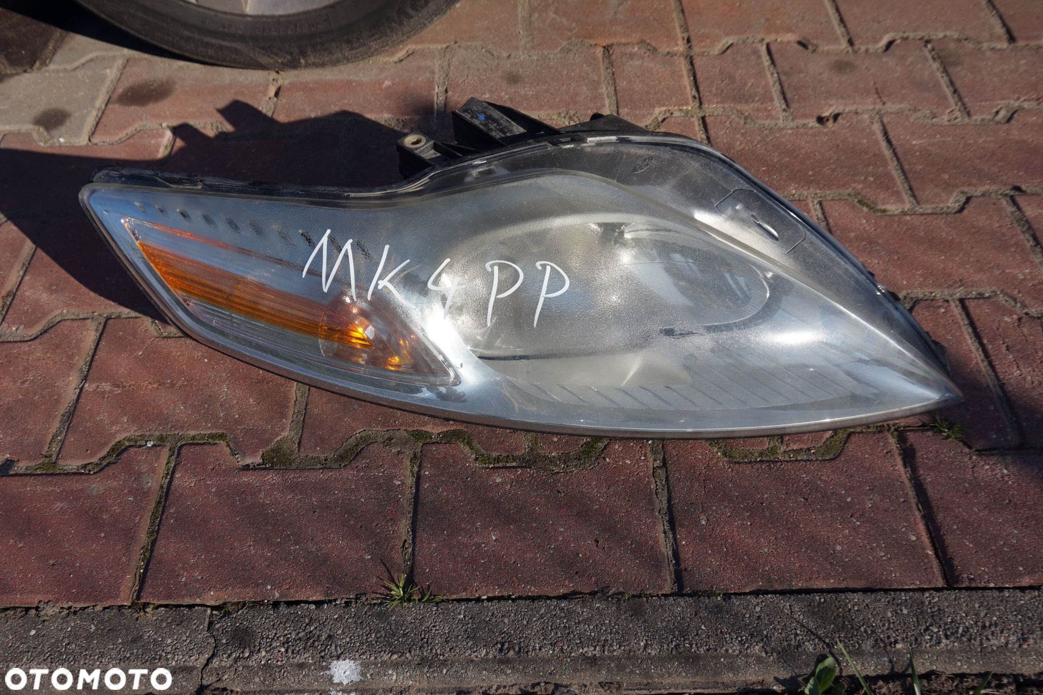 LAMPA PRZEDNIA PRAWA MONDEO IV MK4 7S71-13W029-AJ FORD 2007-2010 - 1