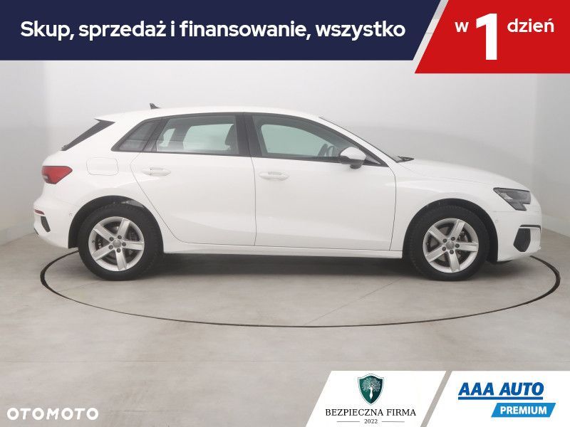 Audi A3 Sportback - 8