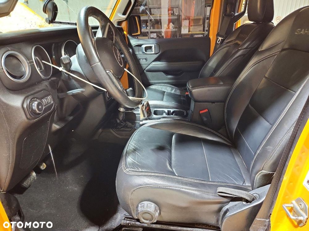 Jeep Wrangler Unlimited 3.6 Automatik Sahara - 8