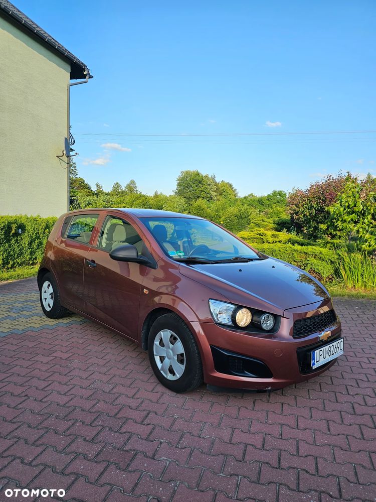 Chevrolet Aveo - 12