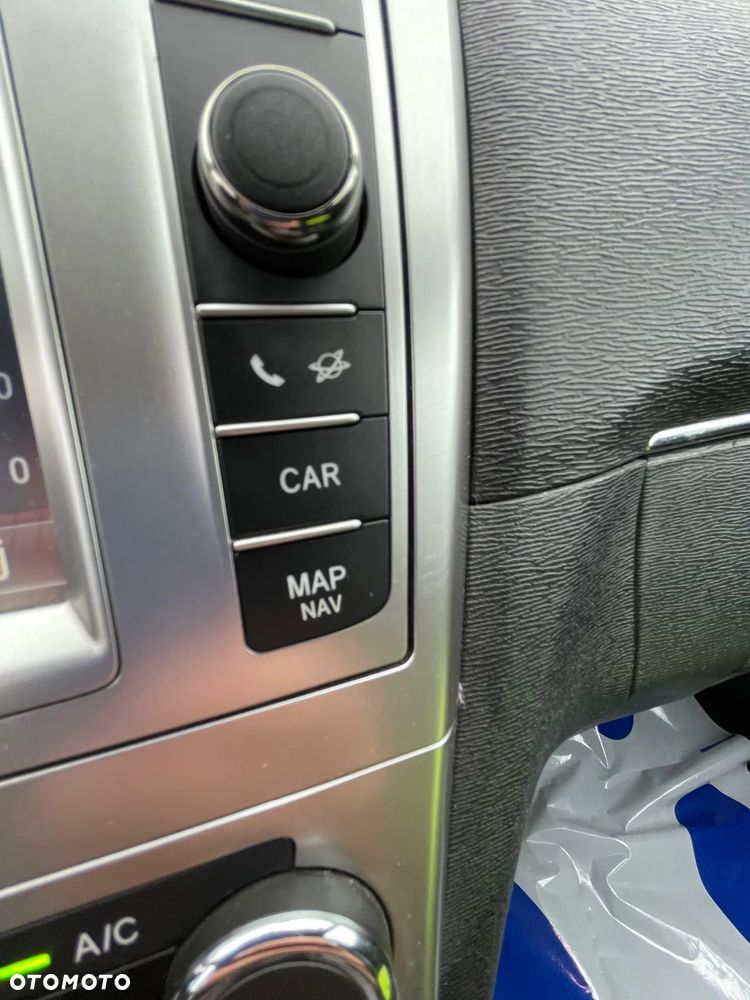 Toyota Avensis 1.8 Multidrive S Executive - 19