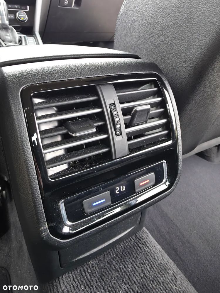 Volkswagen Passat 2.0 TDI BMT Highline DSG - 11