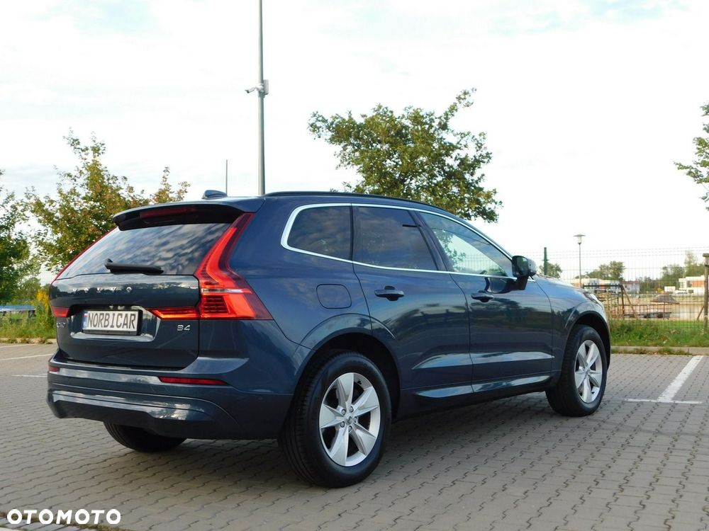 Volvo XC 60 B4 B Geartronic Momentum Pro - 5