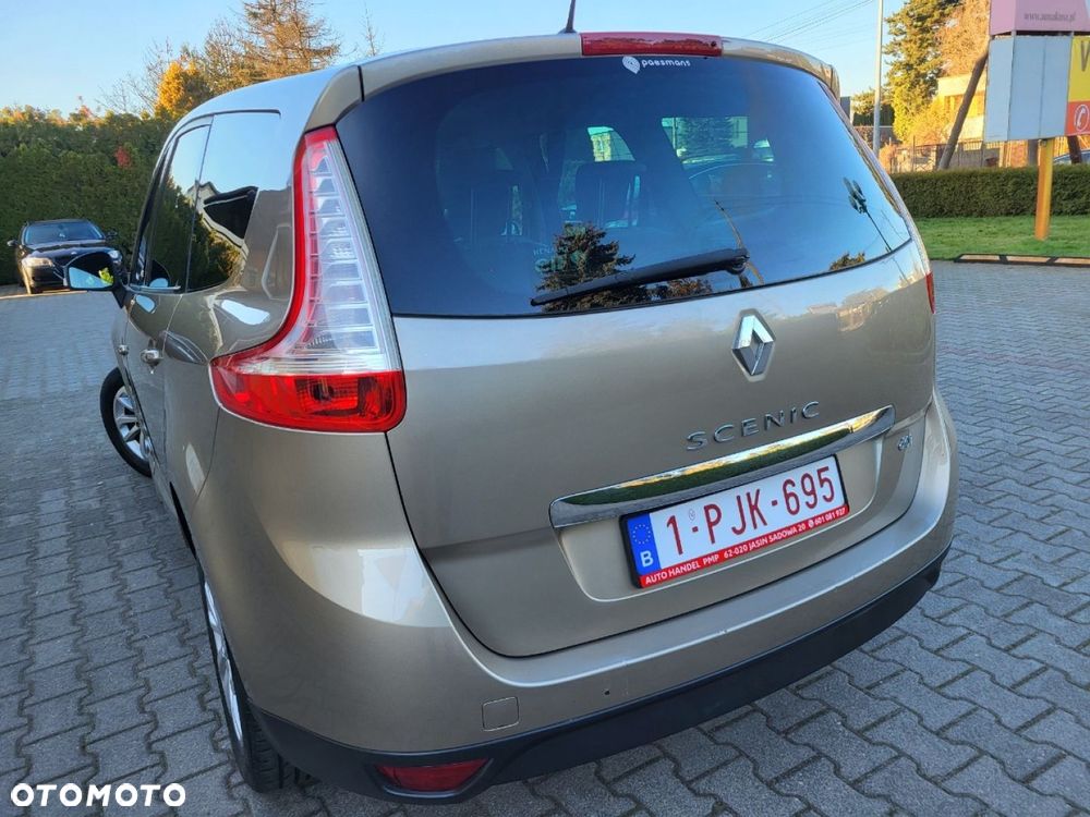 Renault Grand Scenic - 22