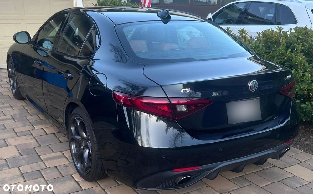 Alfa Romeo Giulia 2.0 Turbo TI Q4 - 3