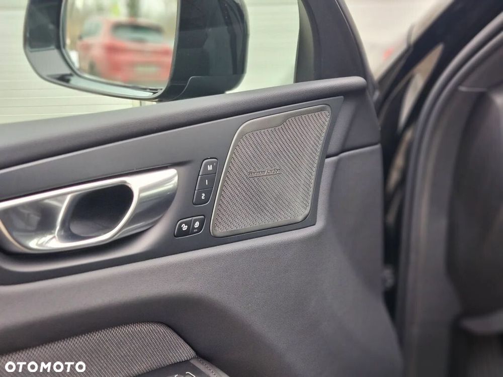 Volvo XC 60 - 29