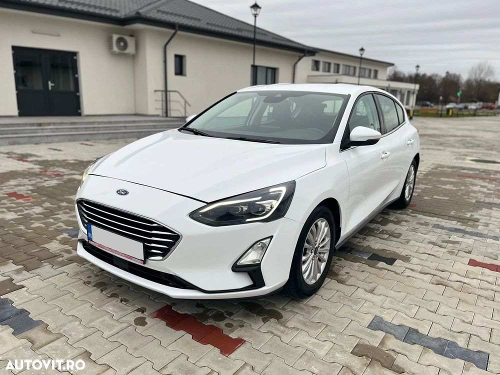 Ford Focus 1.5 EcoBlue Titanium Business - 1