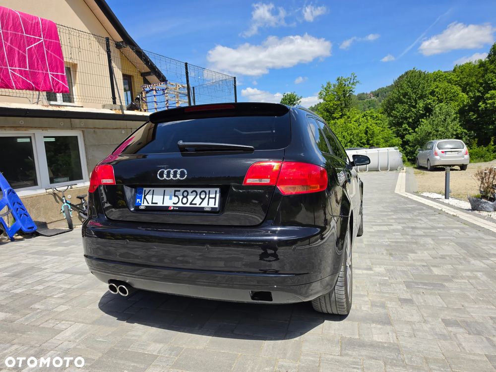 Audi A3 Sportback 2.0 TDI DPF quattro S line Sportpaket plus - 8