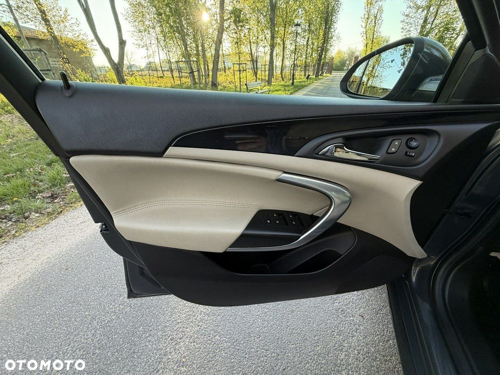 Opel Insignia - 19