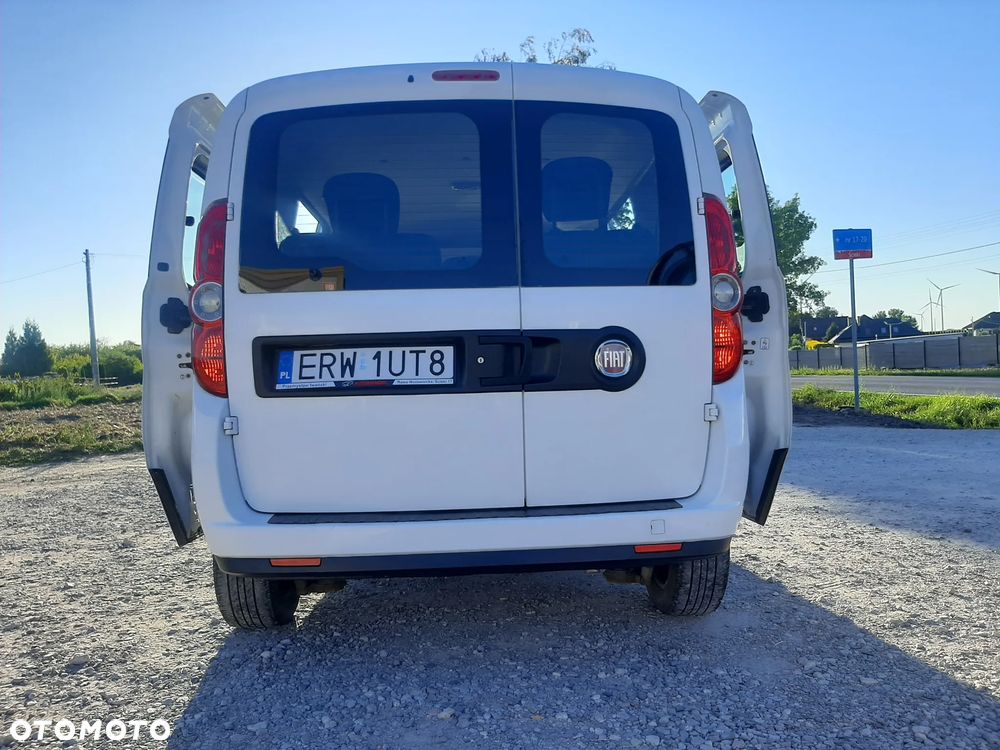 Fiat Doblo 1.4 16V Start&Stopp MyLife Family - 12
