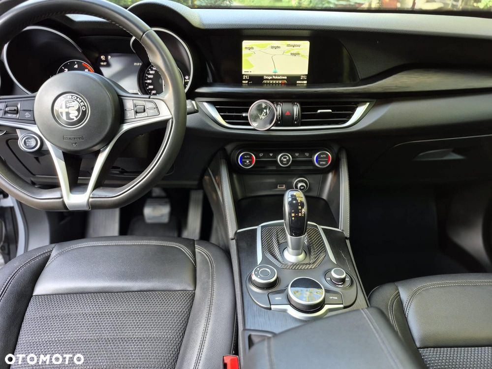 Alfa Romeo Stelvio 2.2 JTDM - 34