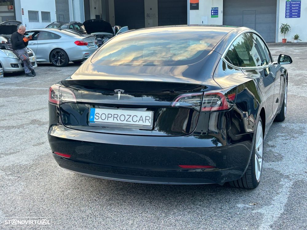 Tesla Model 3 Standard Range Plus RWD - 4