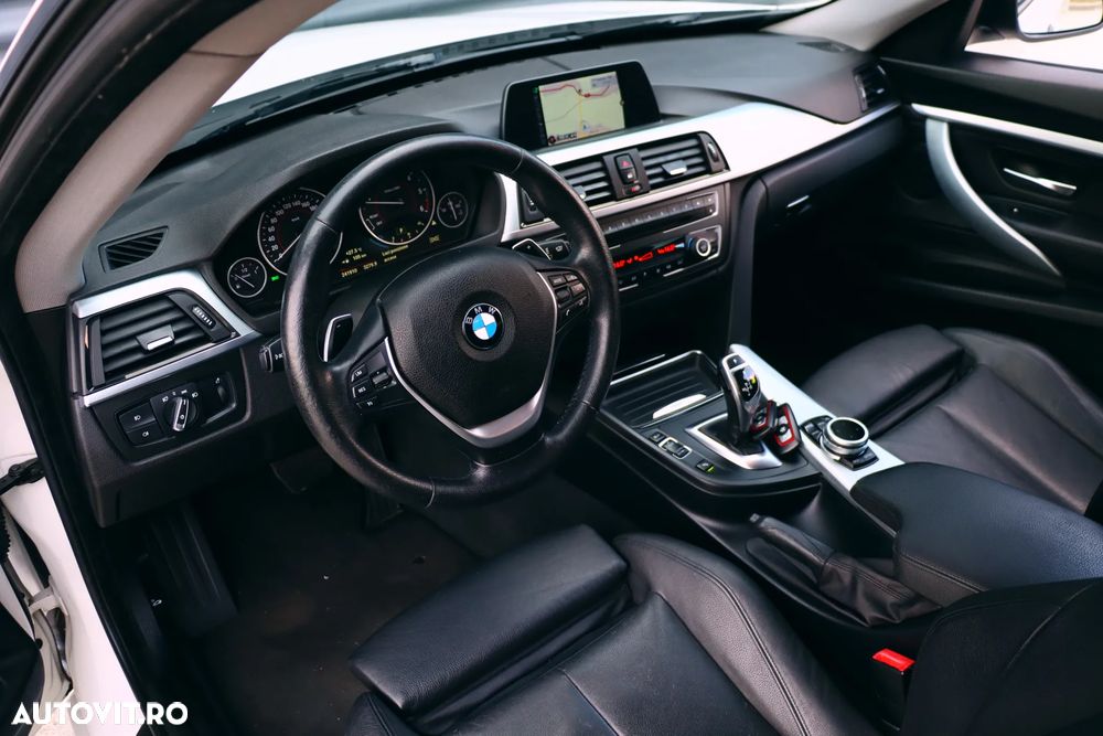 BMW Seria 3 320d Aut. Sport Line - 12