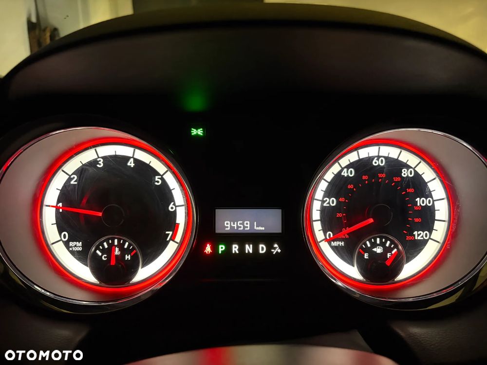 Dodge Grand Caravan - 15