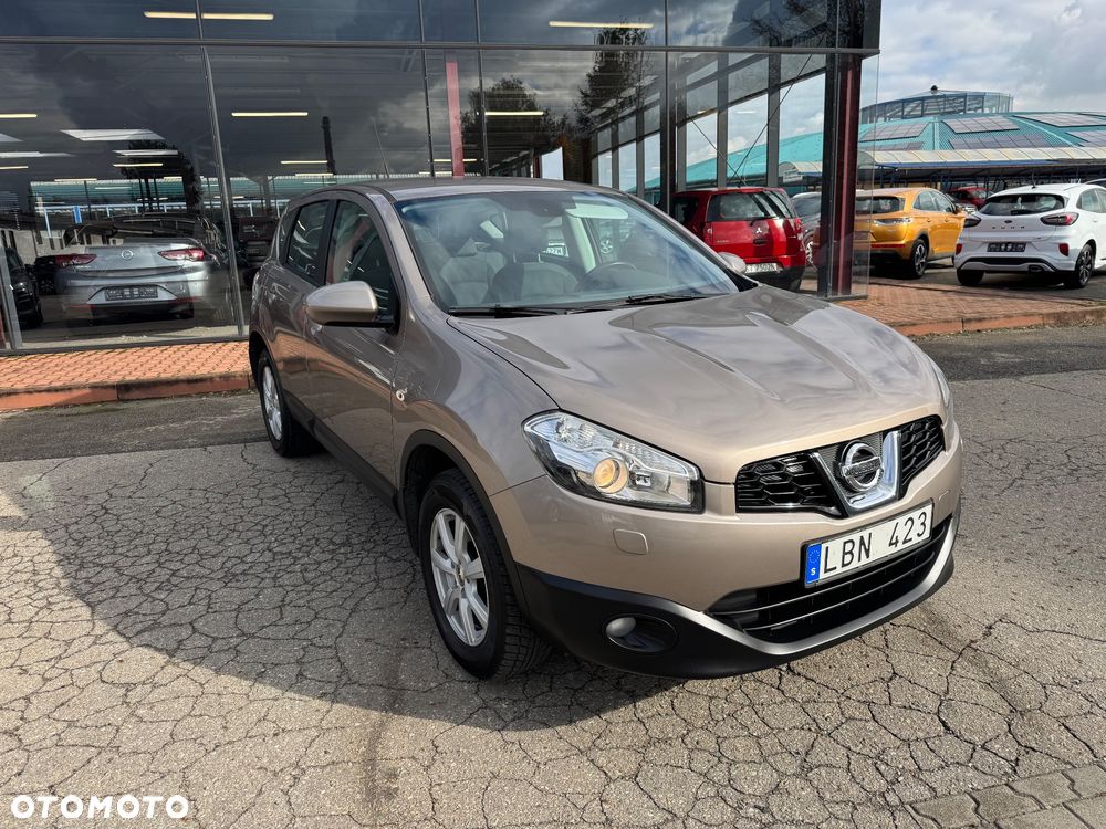 Nissan Qashqai 2.0 visia - 5