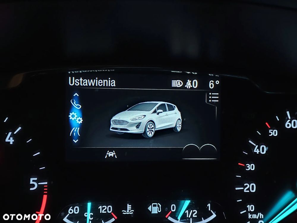 Ford Fiesta 1.5 TDCi S&S TREND - 18