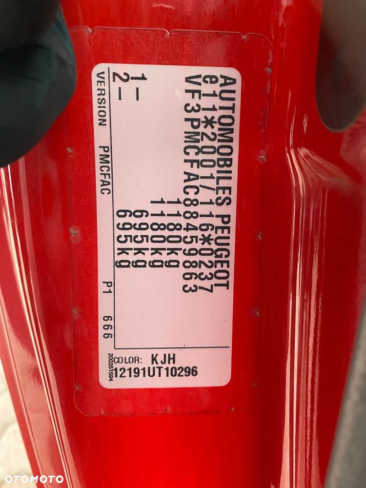 Peugeot 107 1.0 Trendy - 17