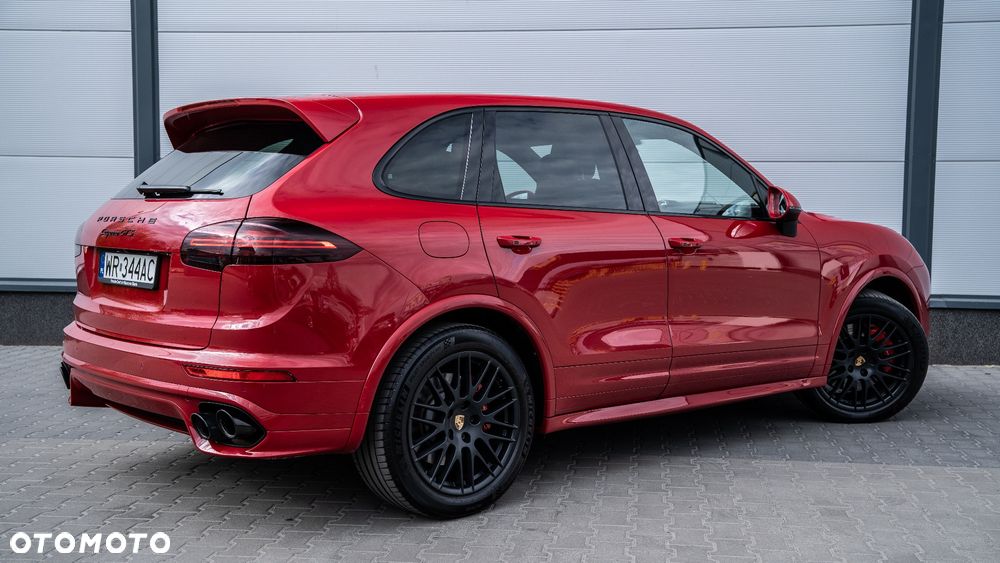 Porsche Cayenne GTS - 28