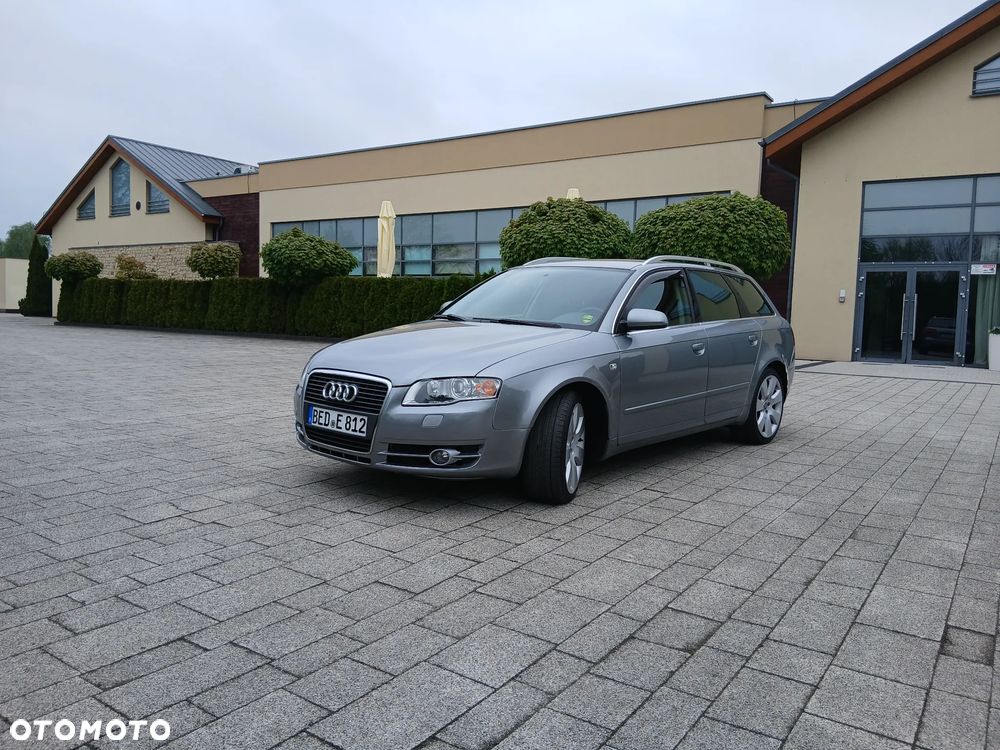 Audi A4 Avant - 4