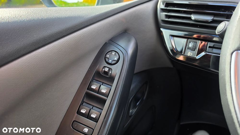 Citroën C4 Grand Picasso 1.6 e-HDi Exclusive - 32