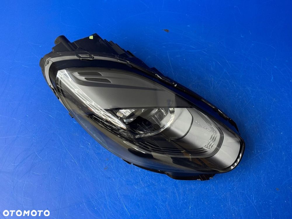PRAWY FULL LED RENAULT ALPINE A110 EUROPA BDB BLACK CZARNA - 4
