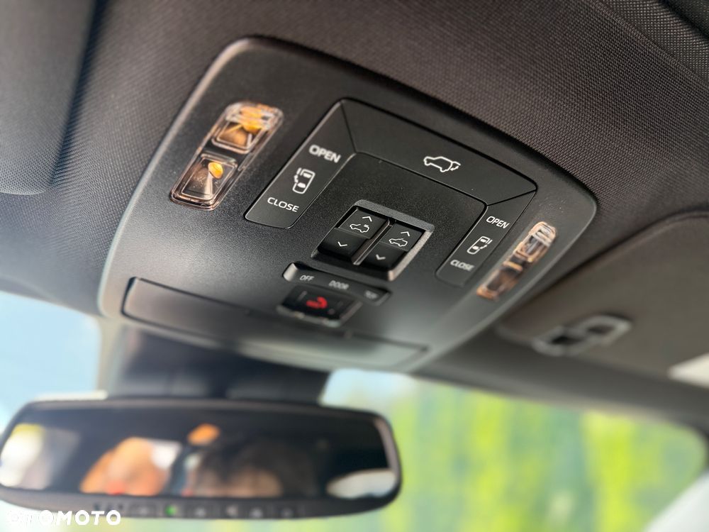 Toyota Sienna - 20
