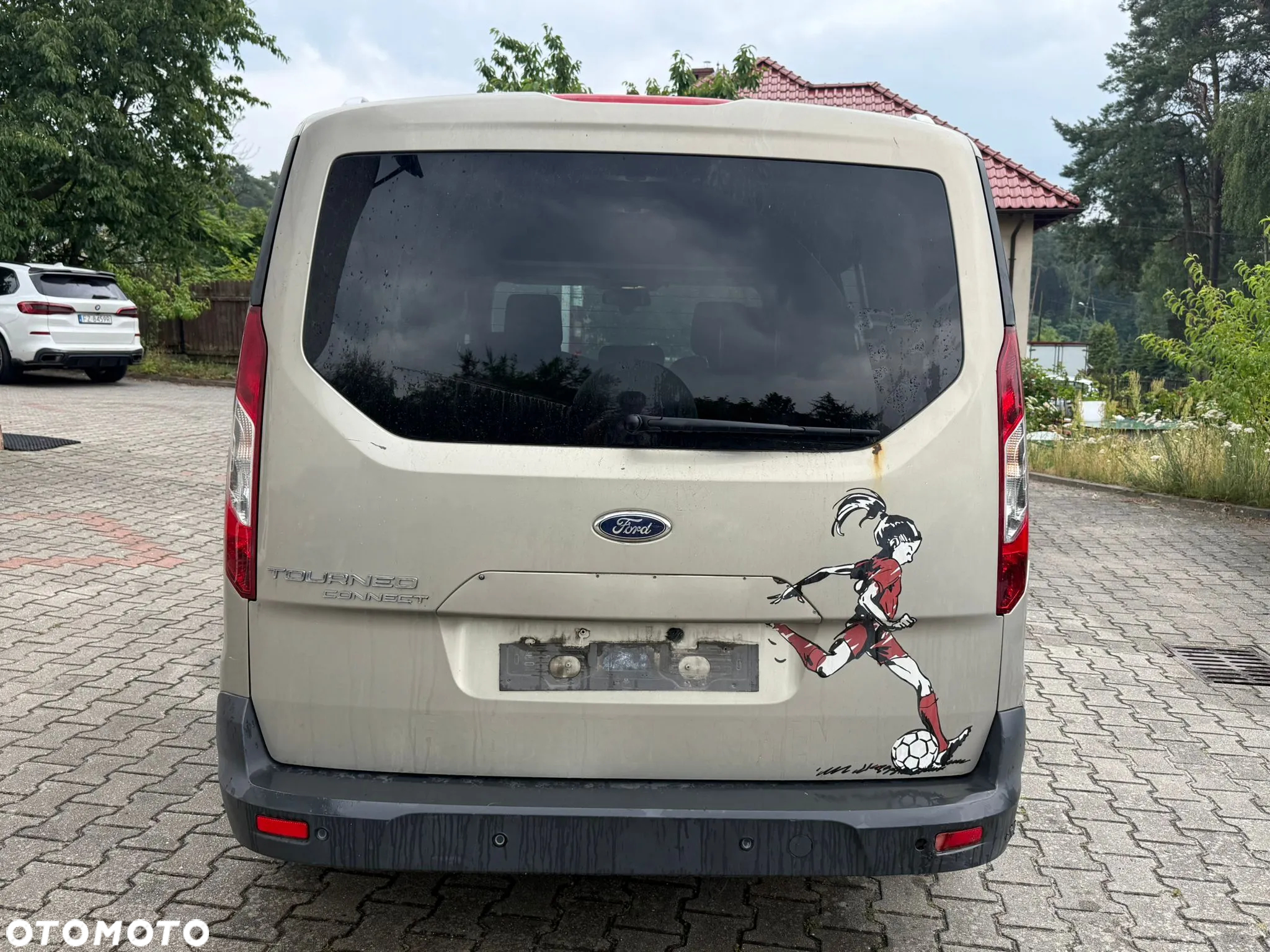 Ford Tourneo Connect - 4