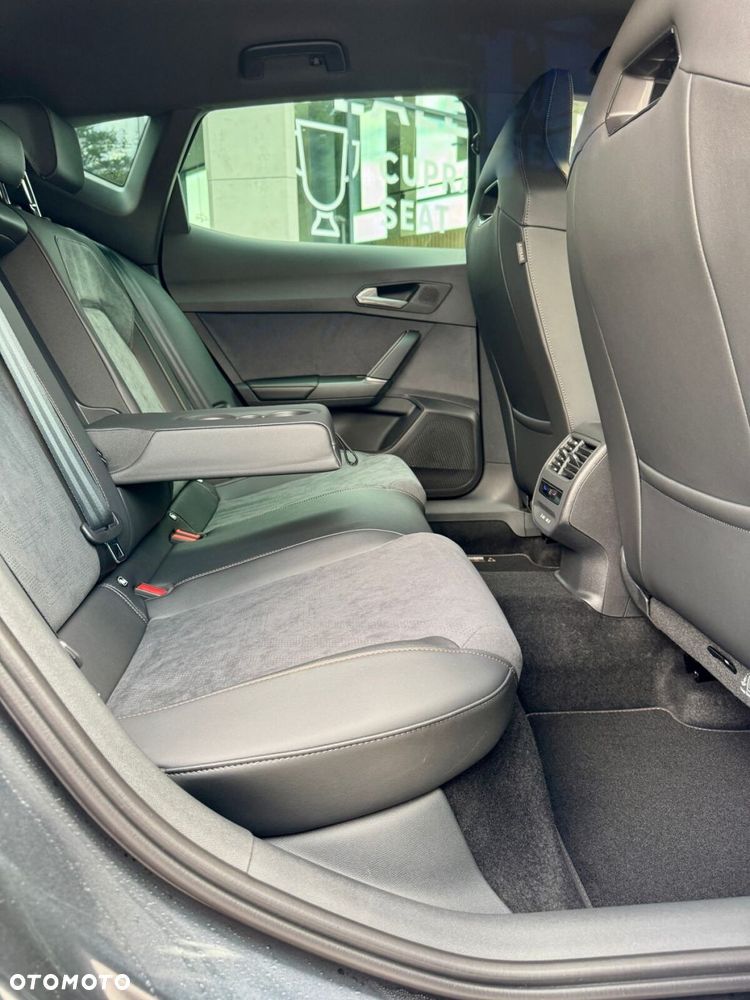 Cupra Formentor 1.5 eTSI mHEV DSG - 39