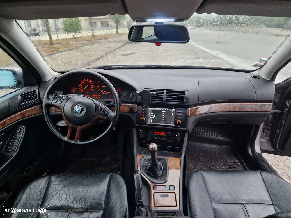 BMW 520 d Touring - 15