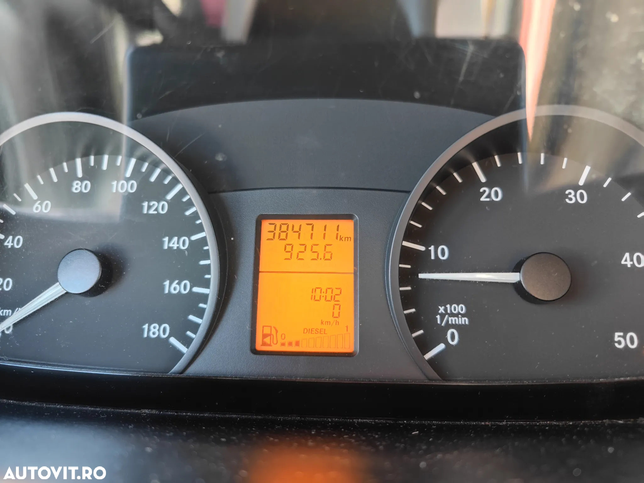 Mercedes-Benz Sprinter - 12
