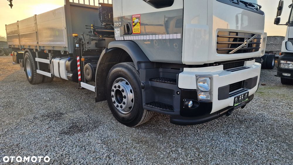 Volvo FE 260 4x2 Hds HIAB 122/11m/Pilot Skrzynia 6m - 14
