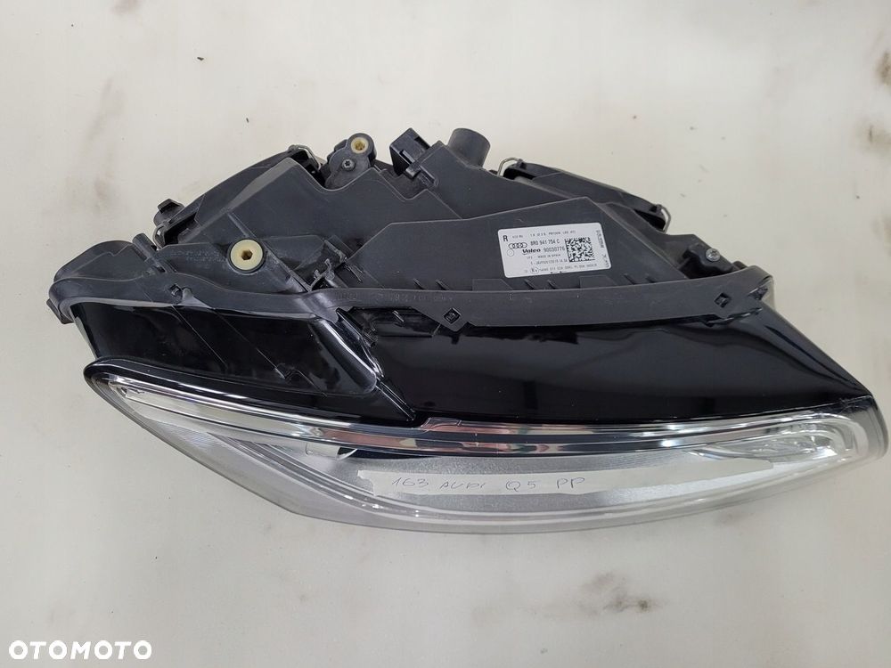 LAMPA PRAWY PRZÓD AUDI Q5 8R0941754C - 4