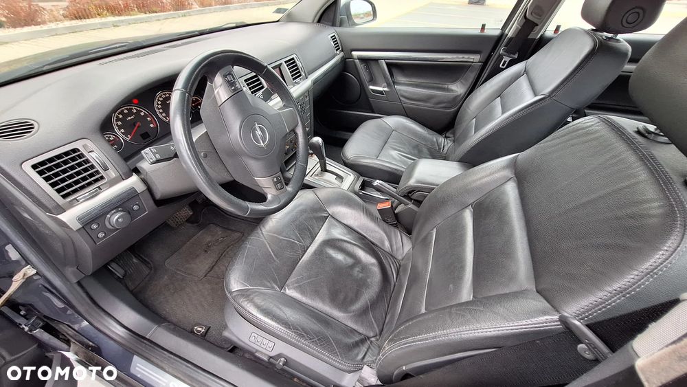Opel Signum 2.8 V6 Cosmo - 12