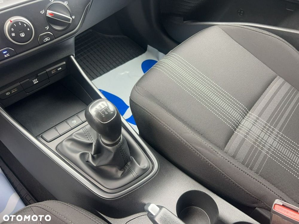 Hyundai i20 - 14