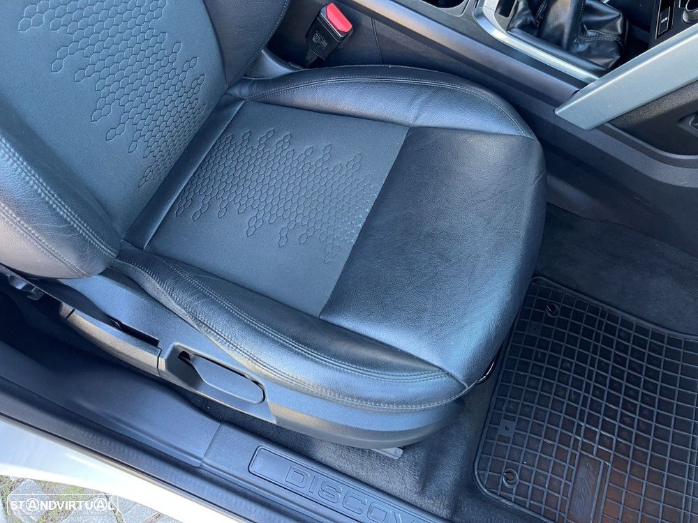 Land Rover Discovery Sport 2.0 TD4 HSE Luxury - 33