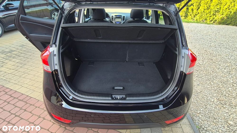 Hyundai ix20 1.6 Premium - 28