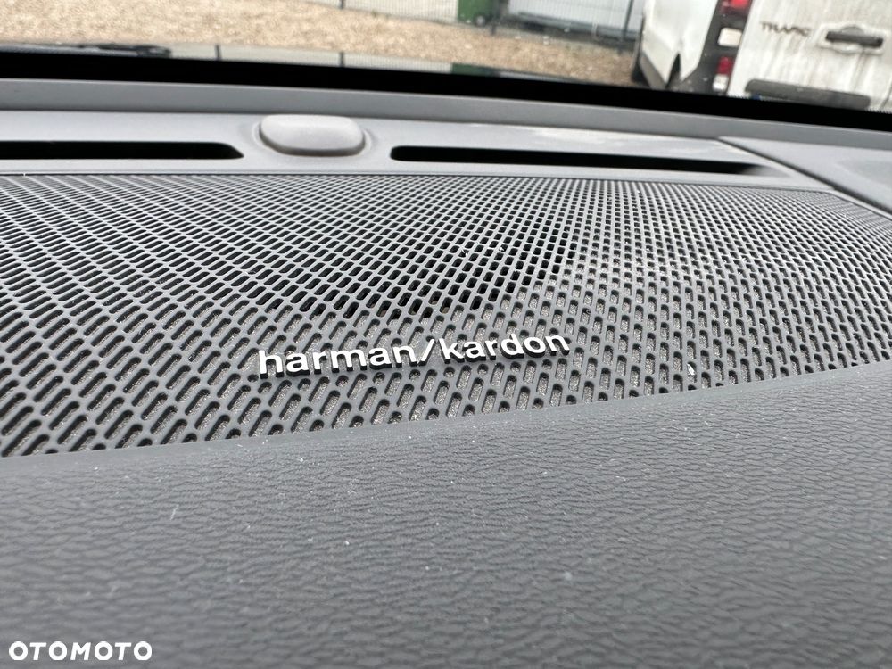 Volvo XC 40 T3 Momentum Pro - 14