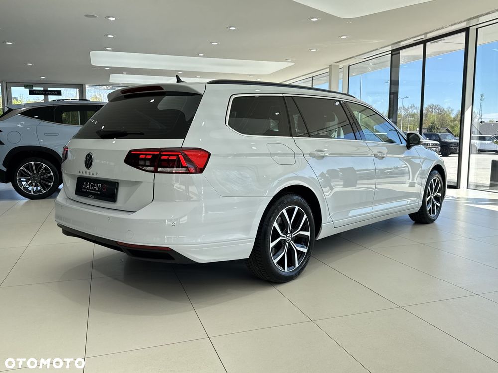 Volkswagen Passat - 5