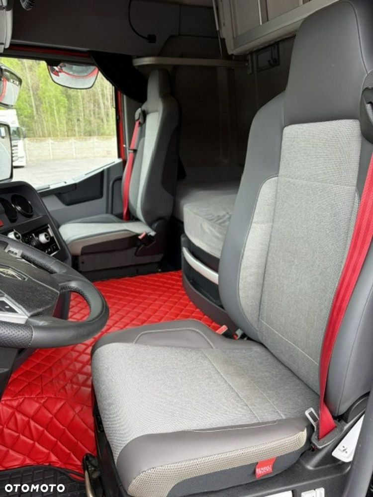 Renault T 440, Silnik 13L Standard - 18