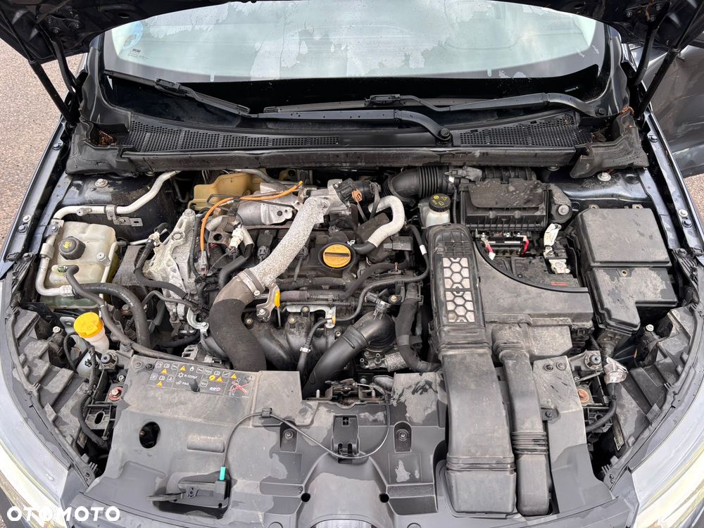 Renault Megane ENERGY TCe 205 EDC GT - 24