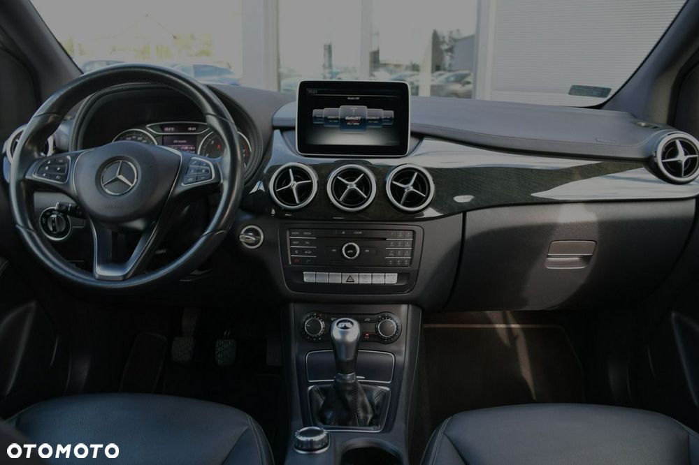 Mercedes-Benz Klasa B 180 (CDI) d Urban - 24
