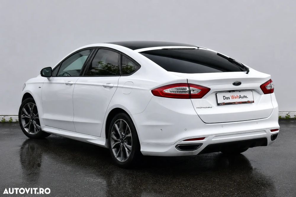 Ford Mondeo 2.0 EcoBoost Titanium - 4