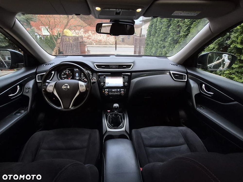 Nissan X-Trail 1.6 DIG-T N-Vision - 23