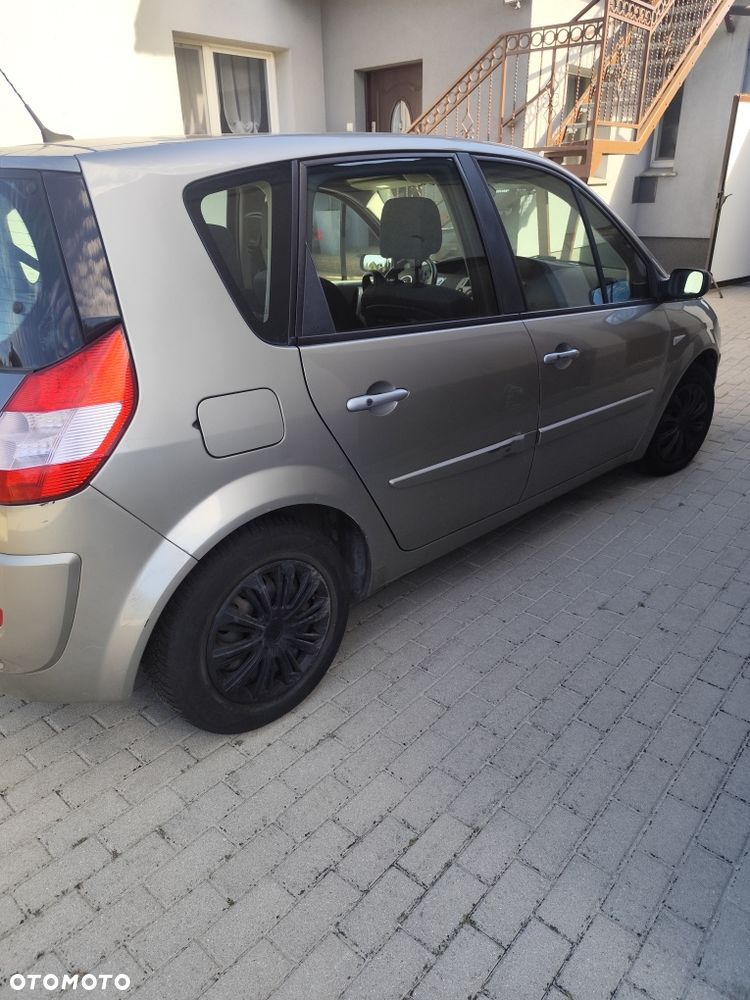Renault Scenic - 4