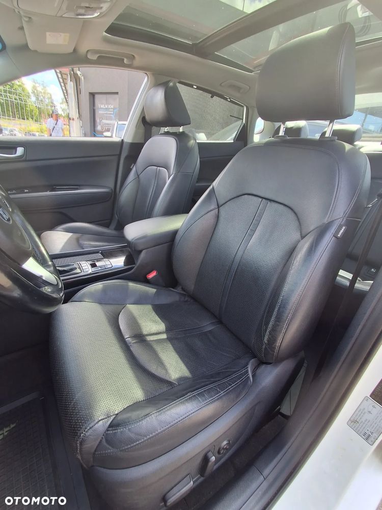 Kia Optima 1.7 CRDI L DCT - 22