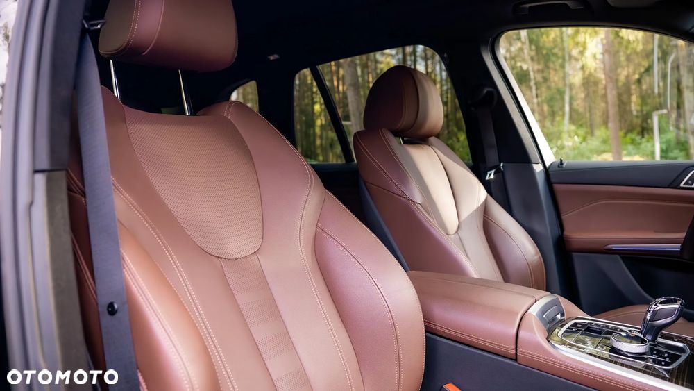 BMW X5 xDrive40i xLine - 29