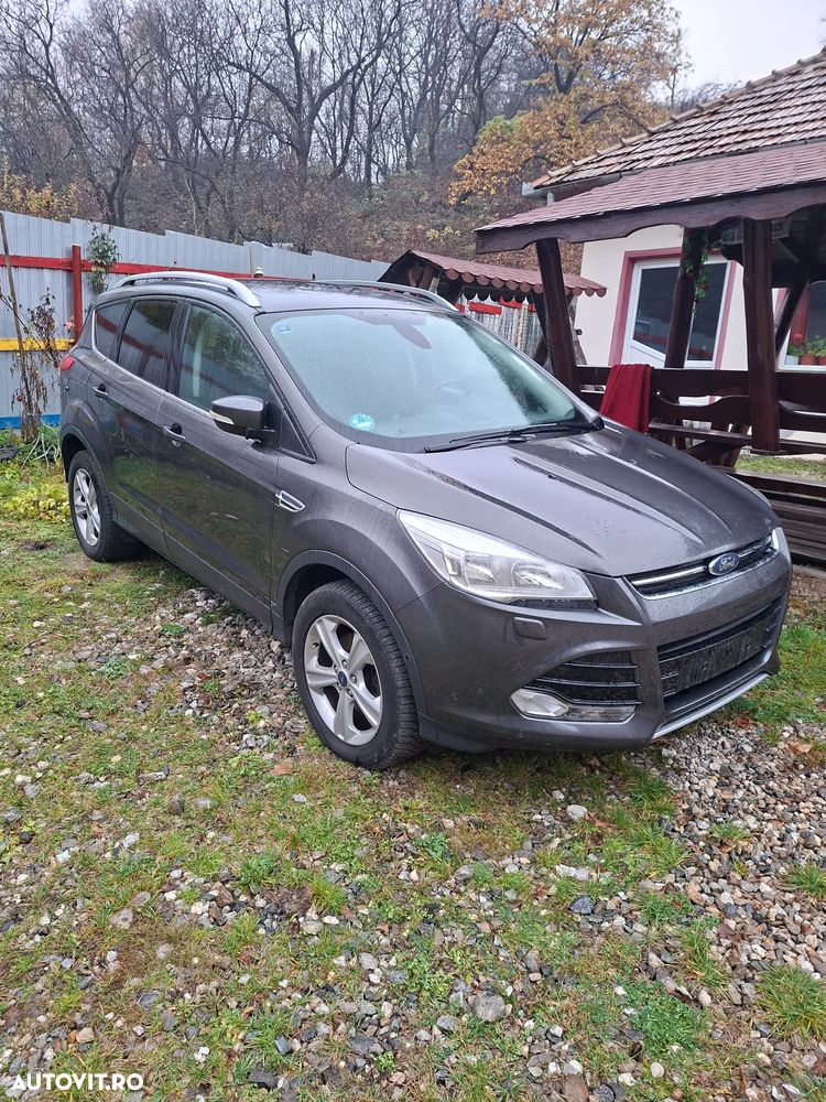 Ford Kuga - 3