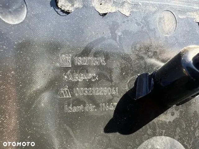 BLENDA KLAMKA KLAPY TYŁ TYLNEJ EMBLEMAT MIKRO STYK 13271374 OPEL ASTRA IV J 5D - 4