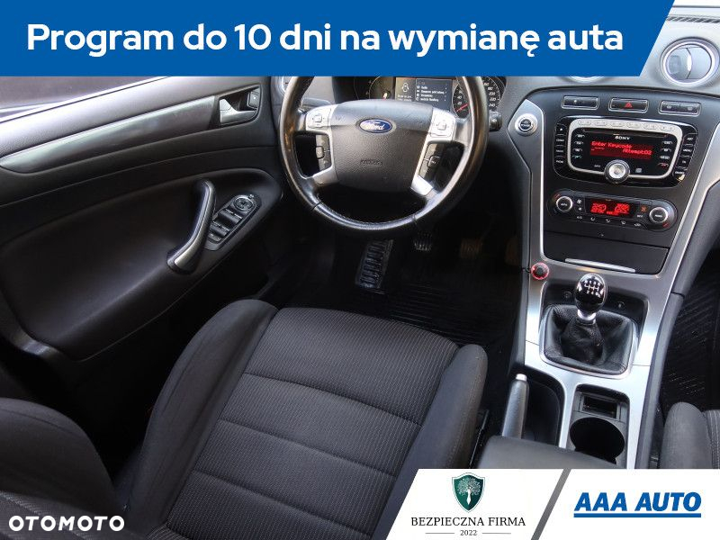 Ford Mondeo - 8
